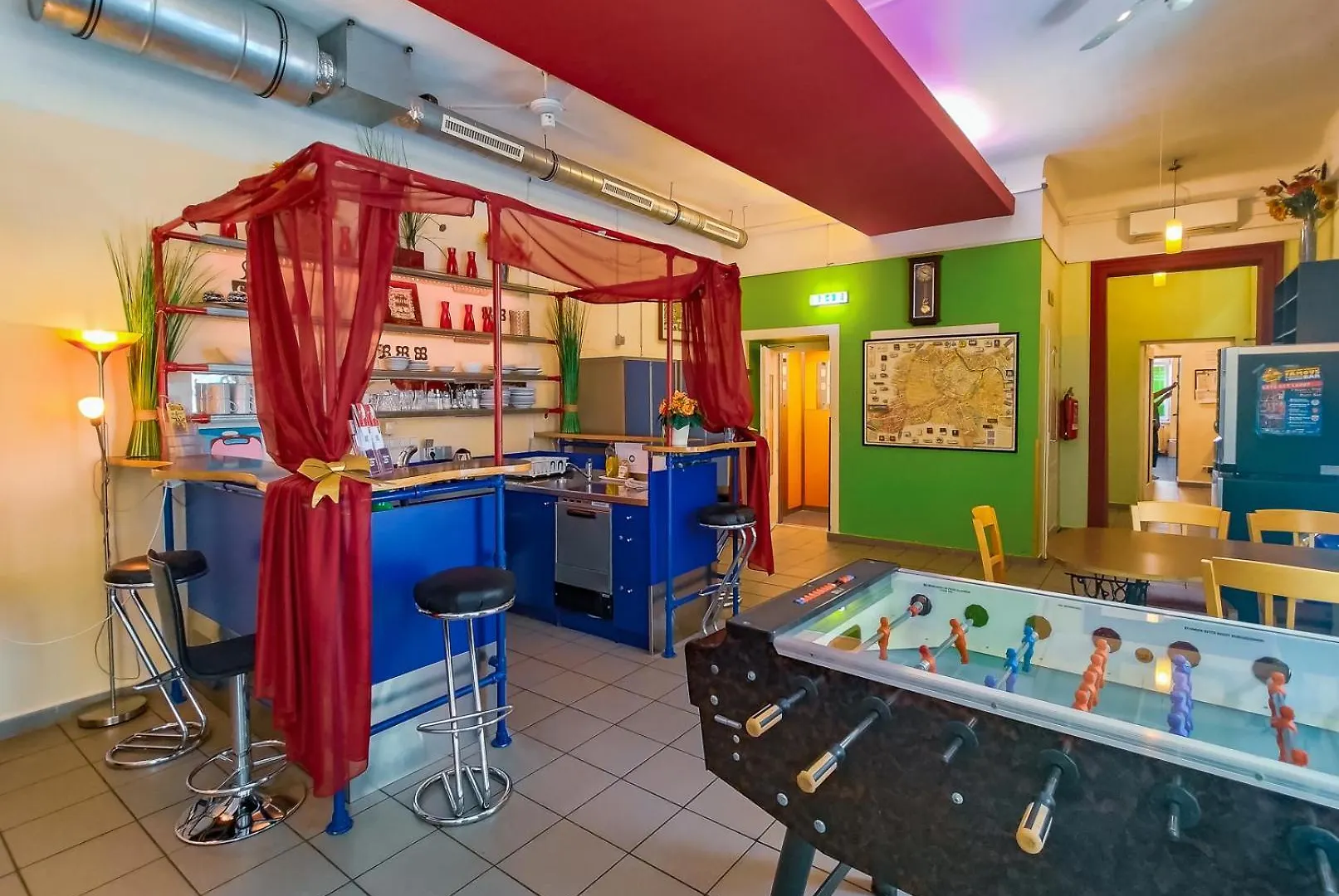 Westend City Hostel Vienna