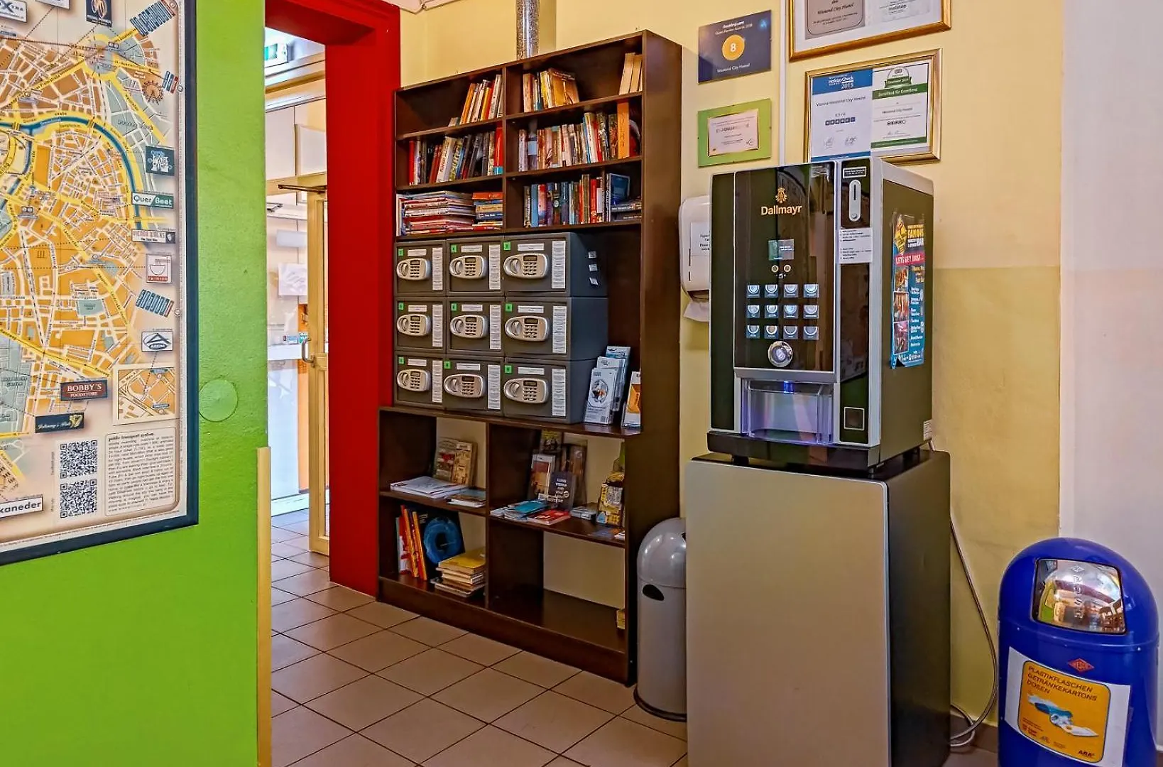 Westend City Hostel Vienna