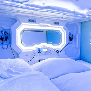  Capsule hotel Space - Hall