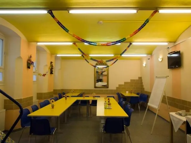 Westend City Hostel Viena 0*,