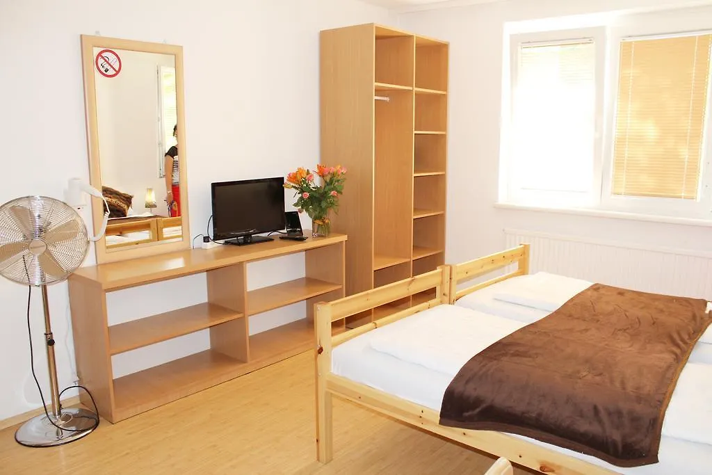 Westend City Hostel Viena